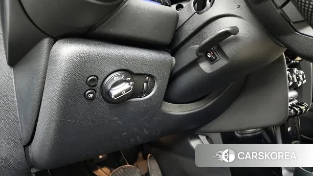 Mini Cooper Electric id 3565912 из Кореи 8