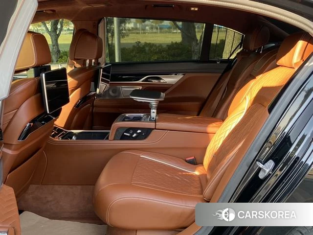 BMW 7 series id 4259075 из Китая 8