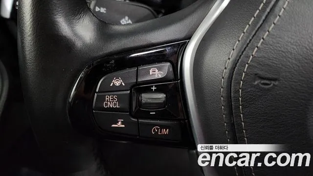 BMW 5 Series (G30) id 2315944 из Кореи 8