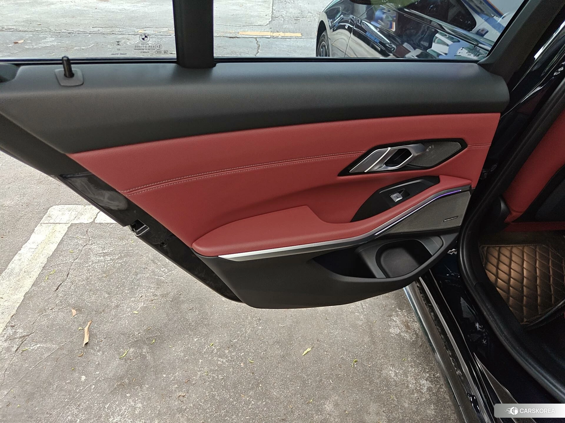 BMW 3 series id 4440756 из Китая 8