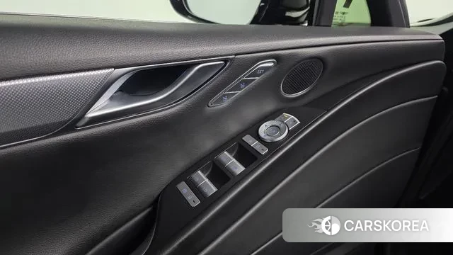 Genesis G80 (RG3) id 3416422 из Кореи 8