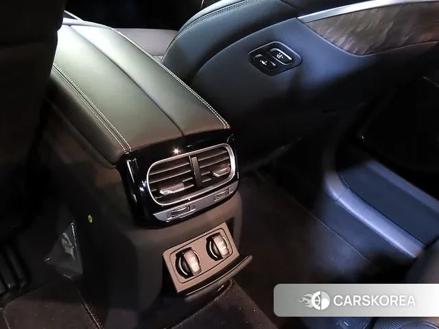 Genesis G90 id 3778877 из Кореи 8