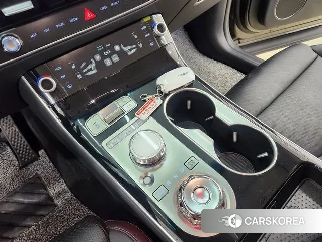 Genesis GV70 id 3431508 из Кореи 8