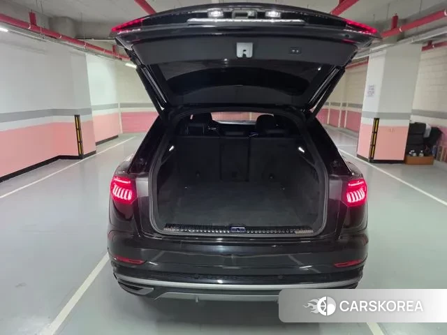 Audi Q8 (4M) id 3202649 из Кореи 8