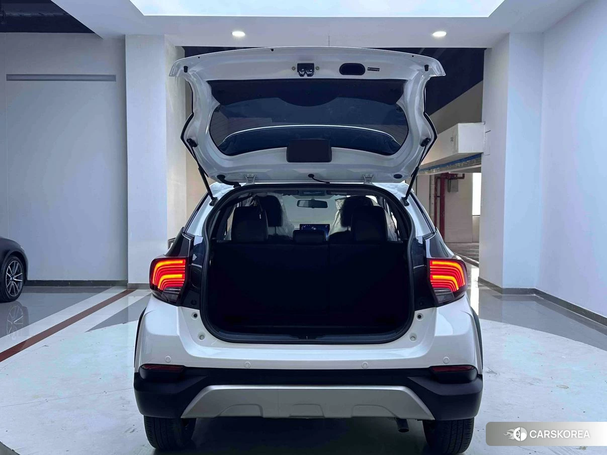 Toyota Yaris L id 4479614 из Китая 8