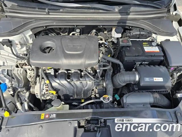 Hyundai Avante AD id 2835162 из Кореи 8