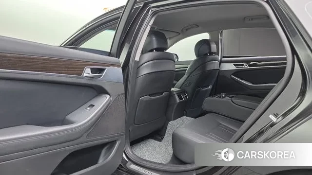 Genesis G80 id 3772761 из Кореи 8