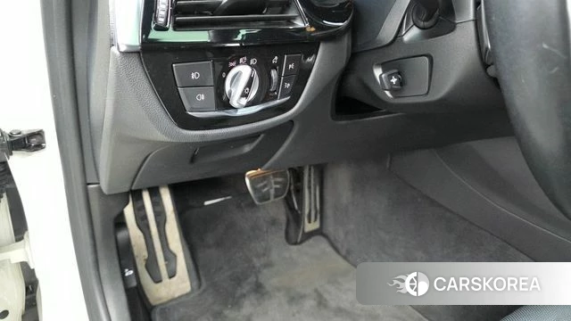 BMW 5 Series (G30) id 4781232 из Кореи 8