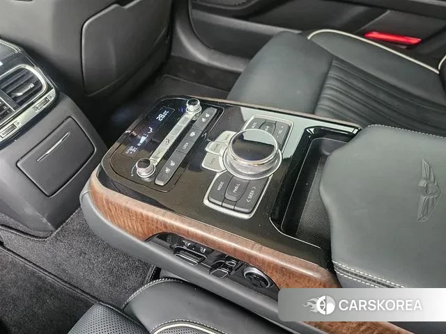 Genesis G90 id 3645954 из Кореи 8