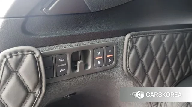 Audi Q7 (4M) id 3410844 из Кореи 8