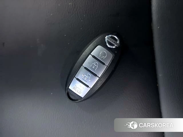 Nissan Xuan Yi id 4274745 из Китая 8
