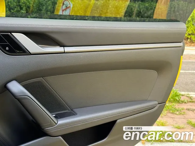 Porsche 911(992) id 2796769 из Кореи 8