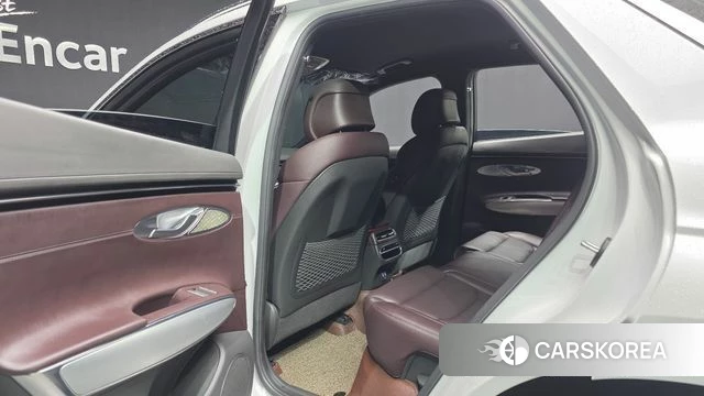 Genesis GV70 id 3860078 из Кореи 8