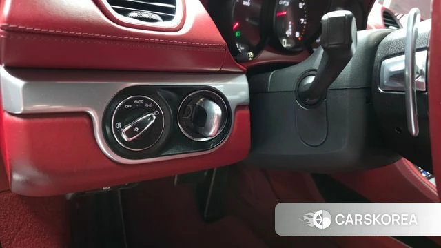 Porsche 718 Cayman id 4536408 из Кореи 8
