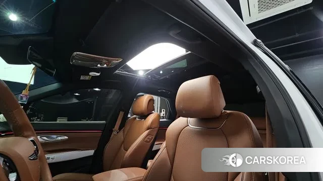 Genesis GV70 id 3467077 из Кореи 8