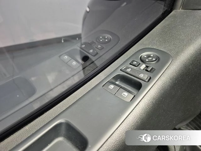 Hyundai Staria id 4943098 из Кореи 8