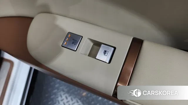 Hyundai Grandeur Hybrid (GN7) id 3377545 из Кореи 8