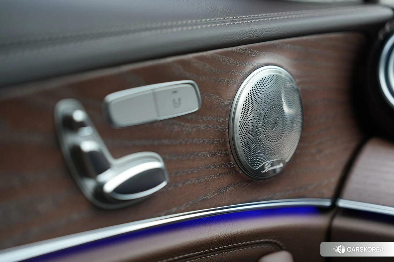 Mercedes-Benz E-class id 4487473 из Китая 8