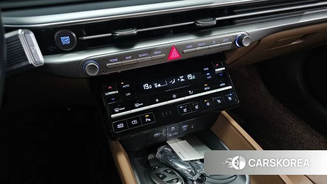 Hyundai Grandeur (GN7) id 4792617 из Кореи 8