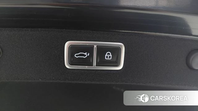 Hyundai Grandeur (GN7) id 4706764 из Кореи 8
