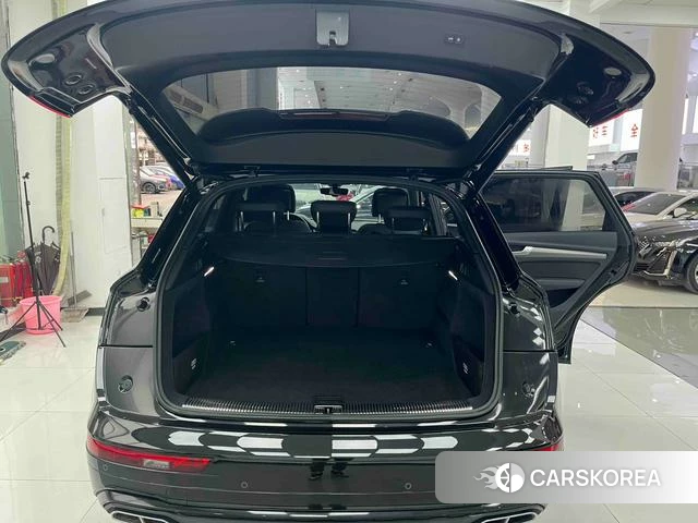 Audi Q5L id 4260343 из Китая 8