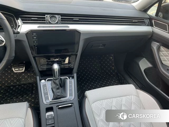 Volkswagen Magotan id 4353243 из Китая 8