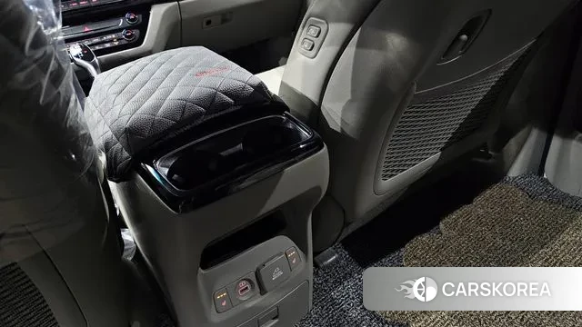 Kia The New Carnival id 3161684 из Кореи 8