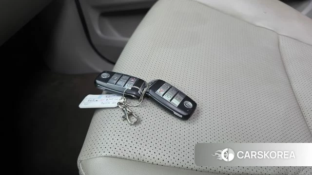 Kia The New Carnival id 4582116 из Кореи 8