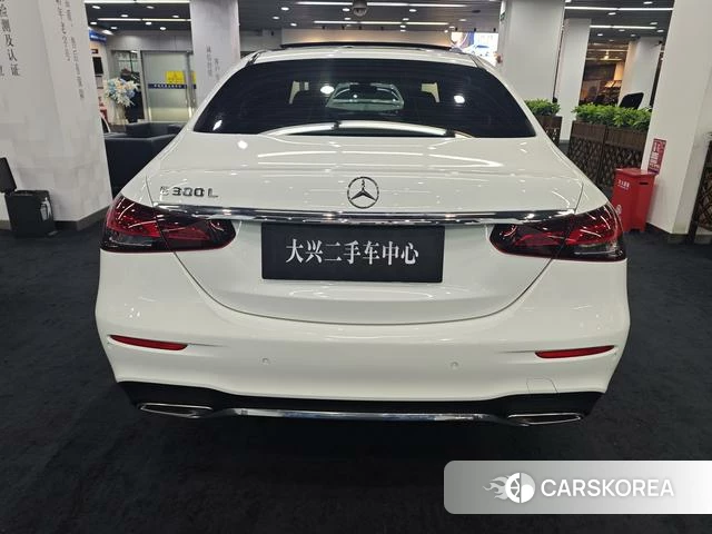 Mercedes-Benz E-class id 4368171 из Китая 8