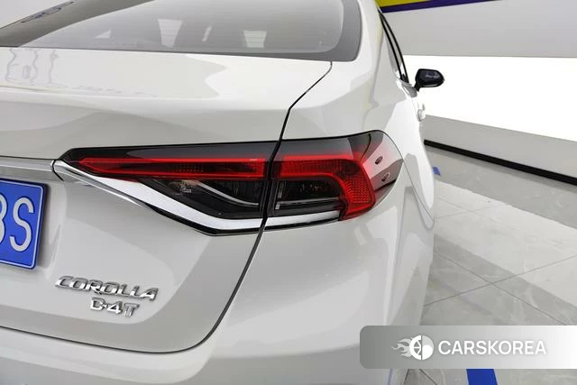 Toyota Corolla id 3913864 из Китая 8