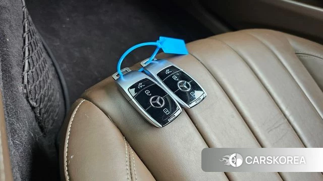 Mercedes-Benz E-Class W213 id 4496510 из Кореи 8