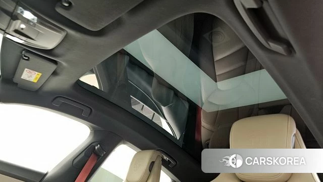 Porsche Taycan id 3860348 из Кореи 8