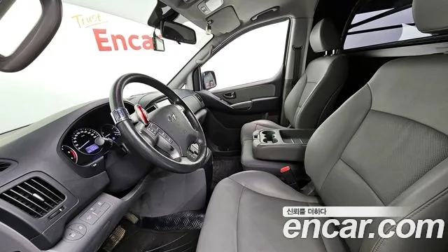 Hyundai The New Grand Starex id 2677441 из Кореи 8