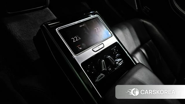 Audi A8 (D5) id 3843211 из Кореи 8