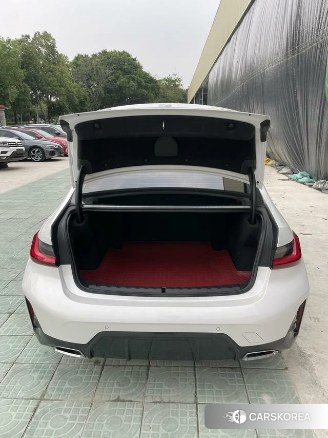 BMW 3 series id 4321293 из Китая 8