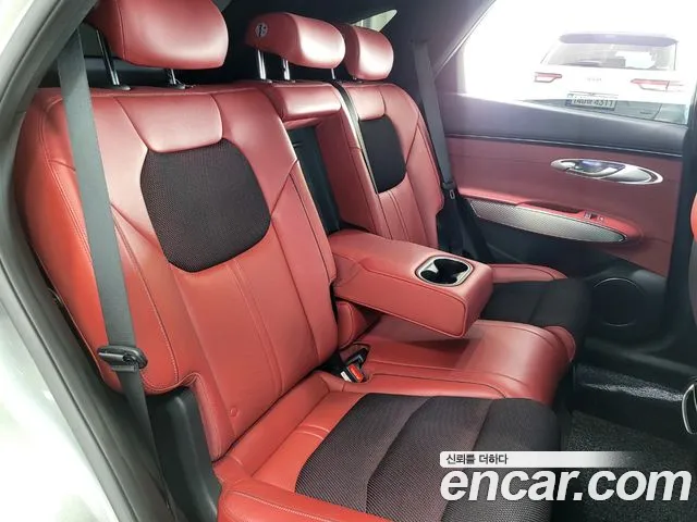 Genesis GV70 id 2667674 из Кореи 8