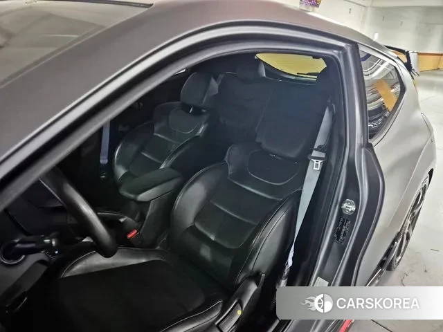 Hyundai Veloster (JS) id 2994847 из Кореи 8