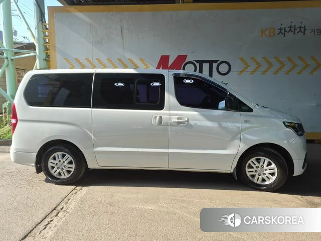 Hyundai The New Grand Starex id 4331689 из Кореи 8