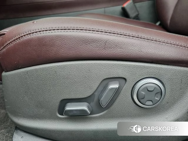 Genesis GV70 id 4350593 из Кореи 8