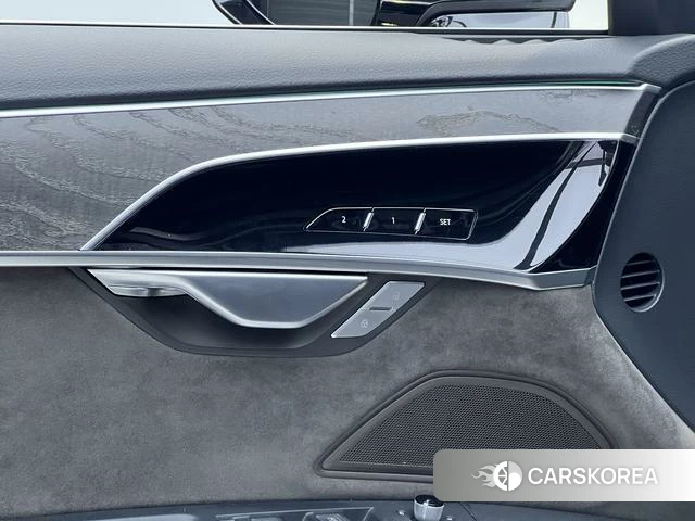 Audi A8 id 4214557 из Китая 8
