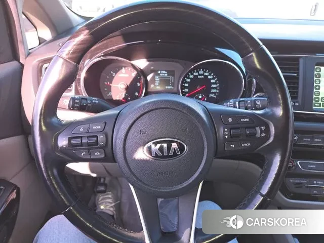 Kia The New Carnival id 3440003 из Кореи 8