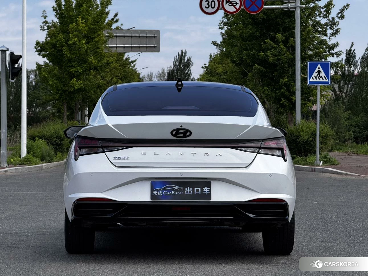 Hyundai Elantra id 4455274 из Китая 8