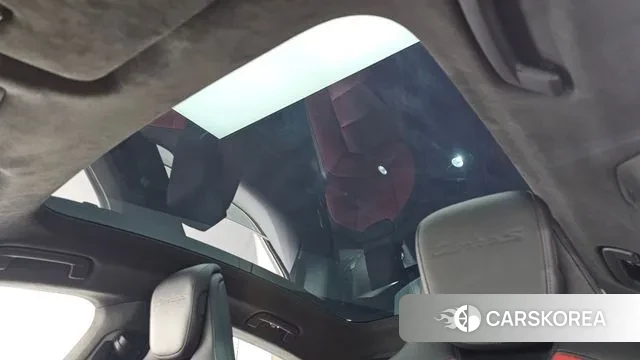 Porsche Taycan id 3080901 из Кореи 8