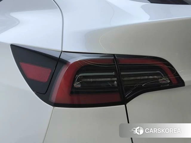 Tesla Model Y id 4210361 из Китая 8