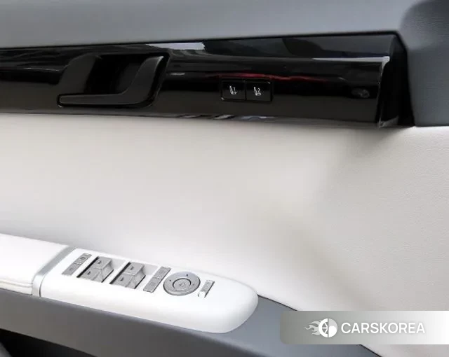 Hyundai Grandeur Hybrid (GN7) id 3770072 из Кореи 8