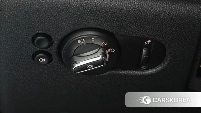 Mini Cooper Electric id 4540703 из Кореи 8