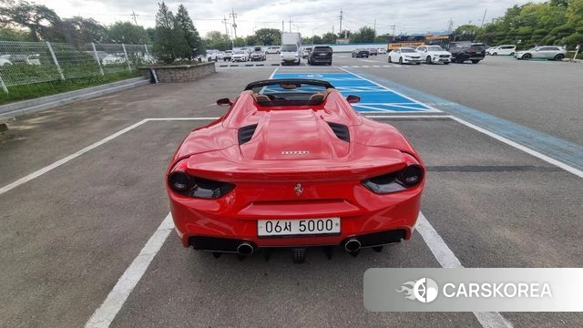 Ferrari 488 Spider id 4698957 из Кореи 8
