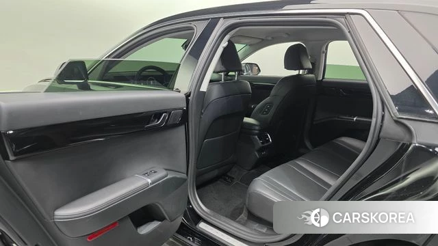 Hyundai Grandeur (GN7) id 3838386 из Кореи 8