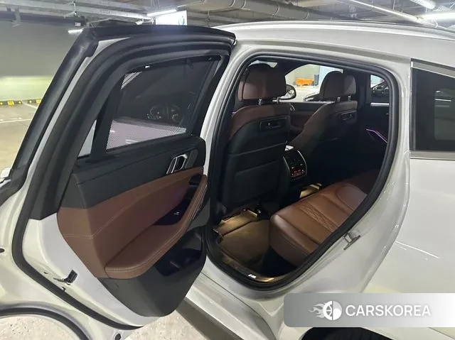 BMW X6 (G06) id 3776754 из Кореи 8