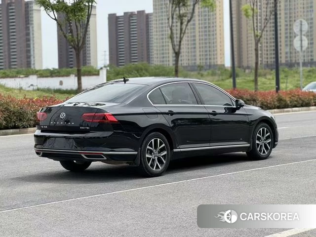 Volkswagen Magotan id 4271525 из Китая 8
